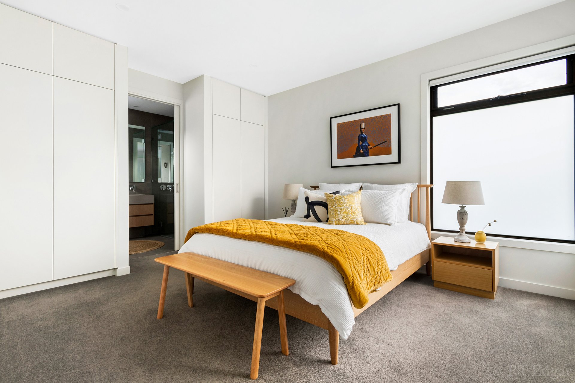 Property Gallery Thumbnail 9