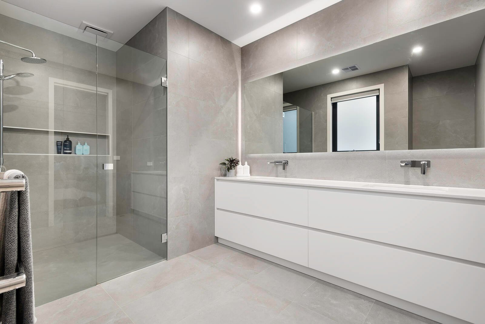 Property Gallery Thumbnail 10