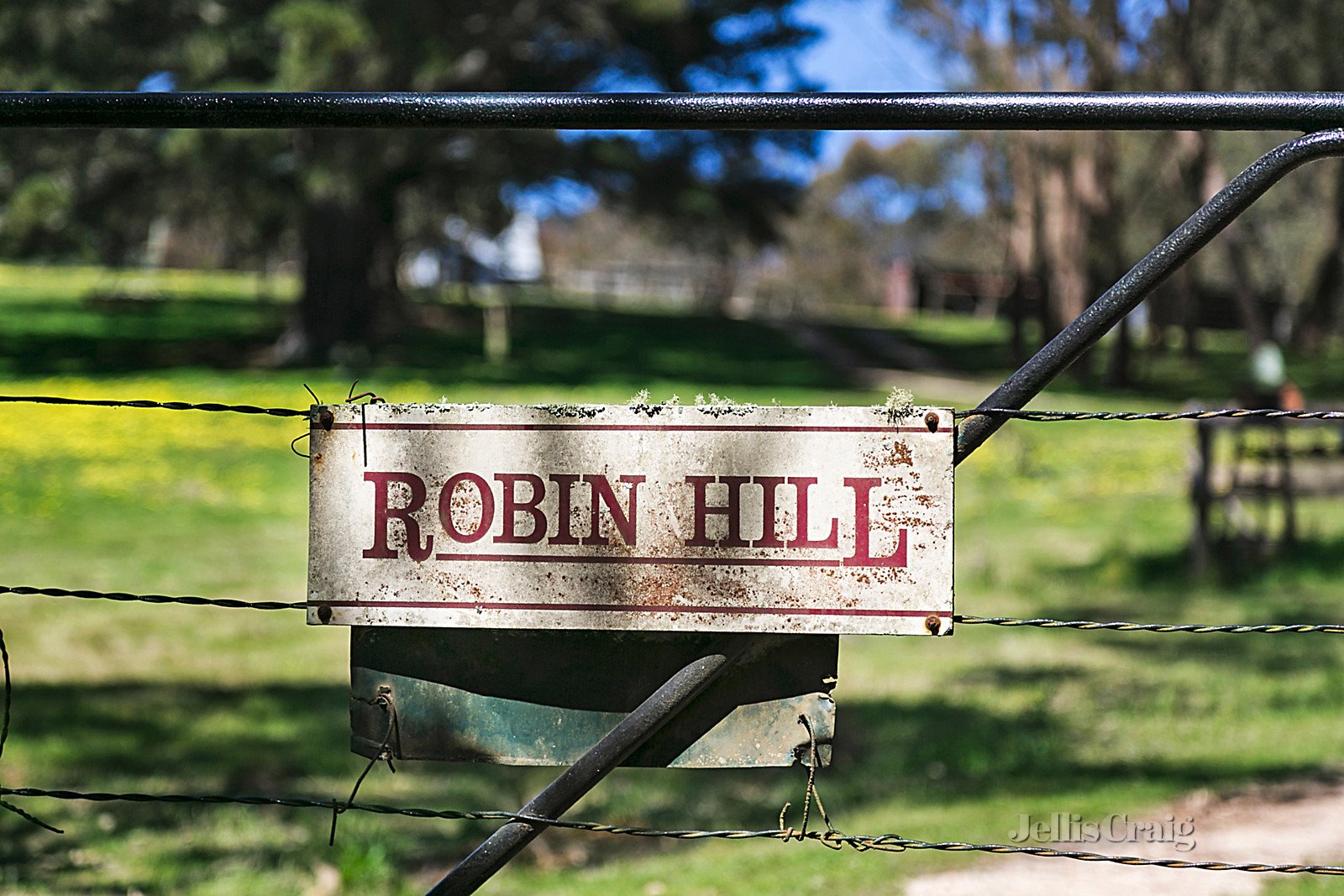 Robin Hill 825 Black Range Road, Romsey image 3