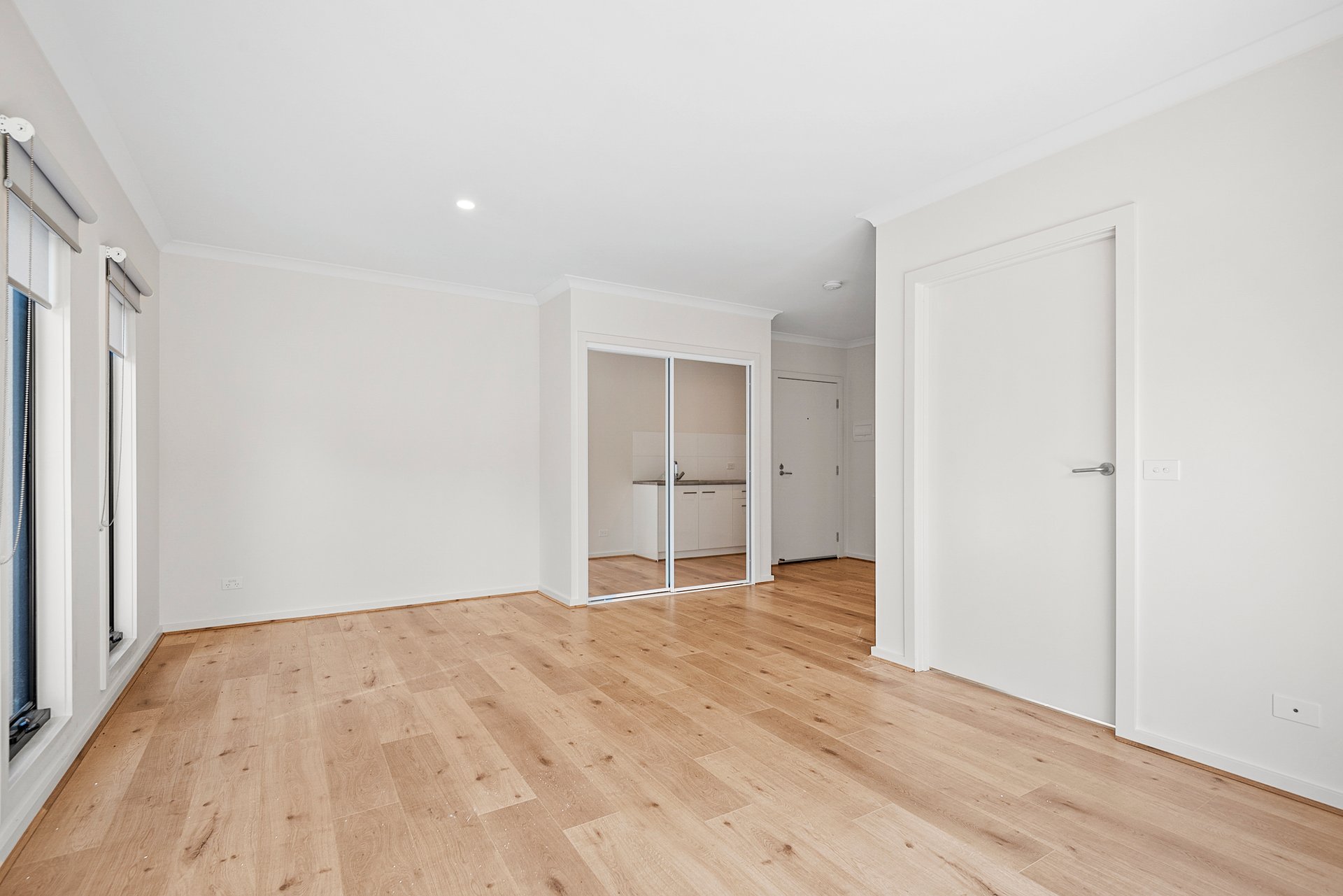 Room 1 / 23 Blackwood Parade HEIDELBERG WEST