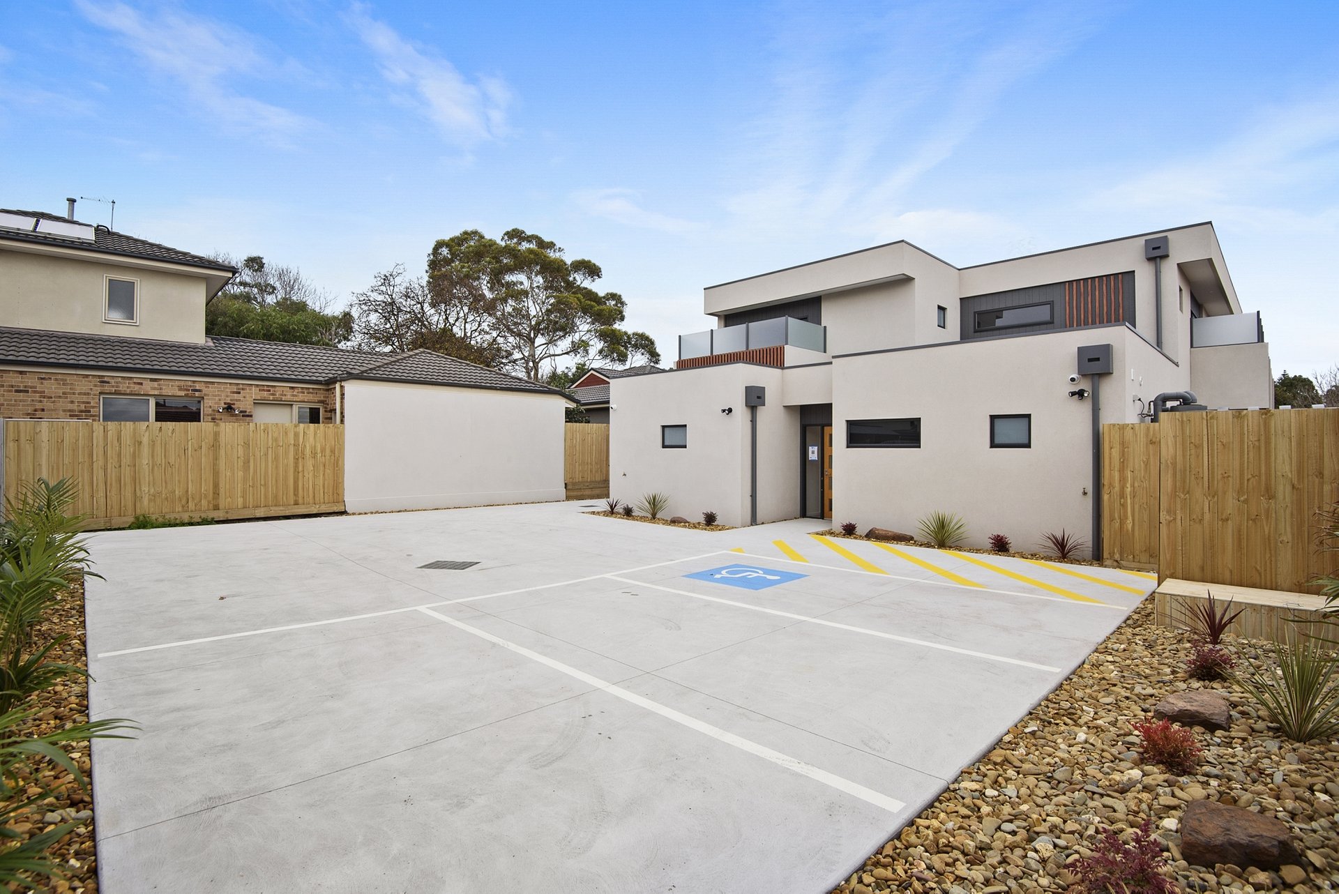 Room 17 / 72B Williams Street Frankston