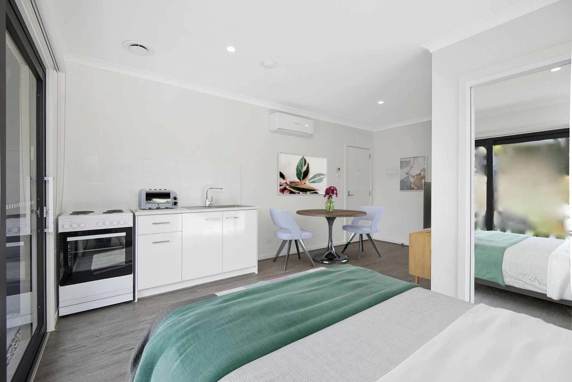 Room 2 / 7 Parer Street FRANKSTON