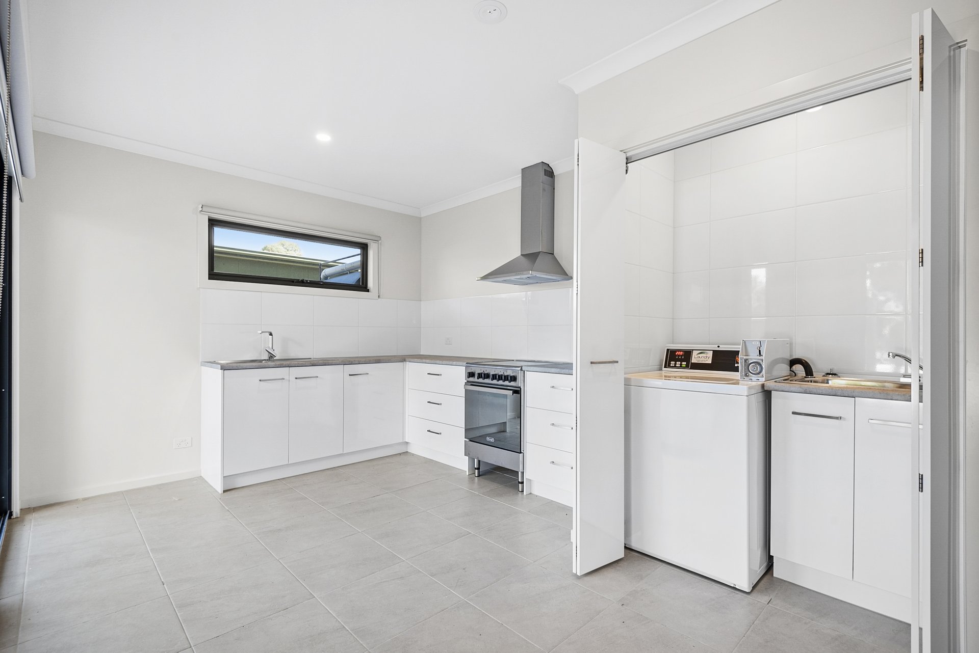 Room 4 / 23 Blackwood Parade HEIDELBERG WEST
