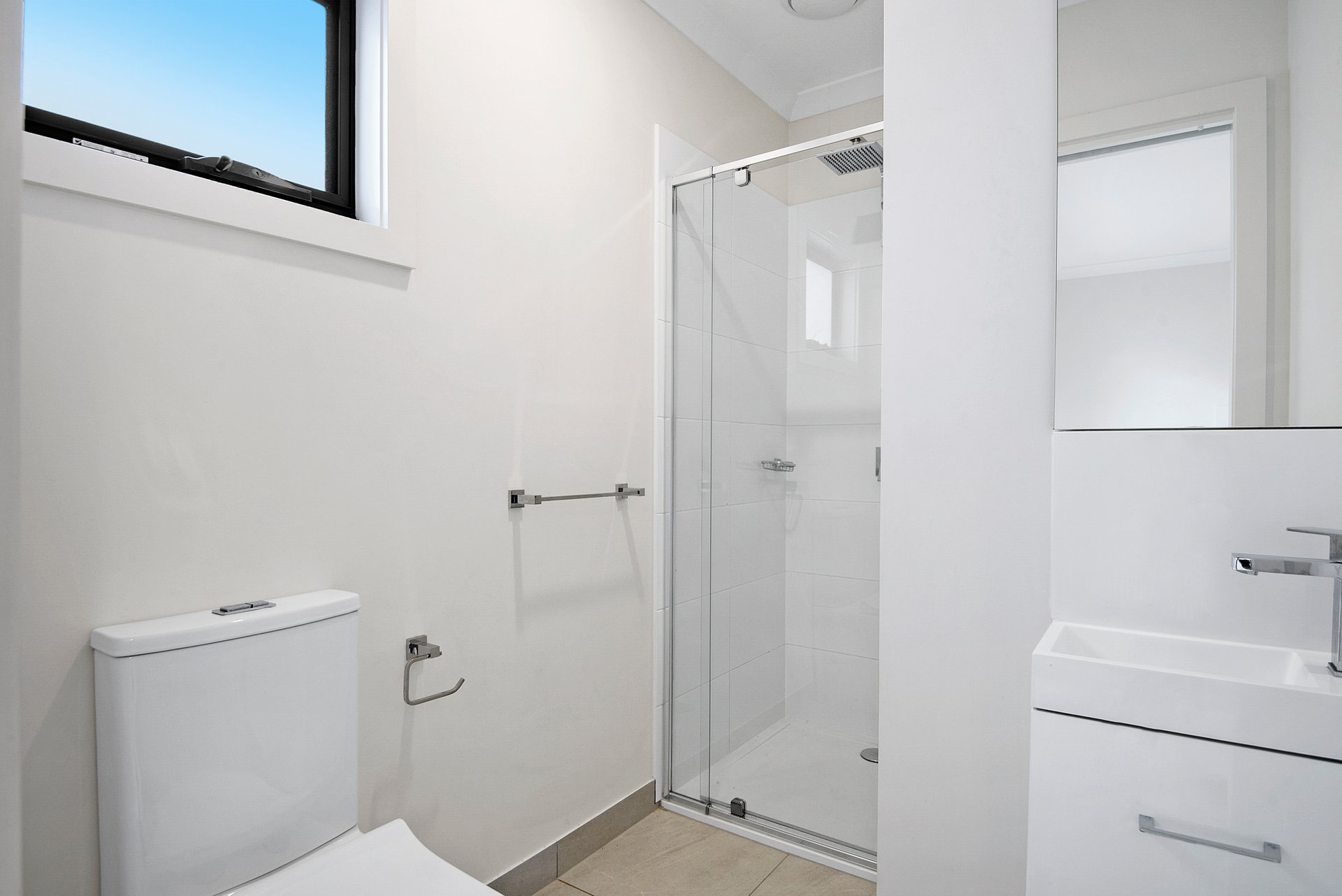 Room 4 / 99 Beach Street Frankston