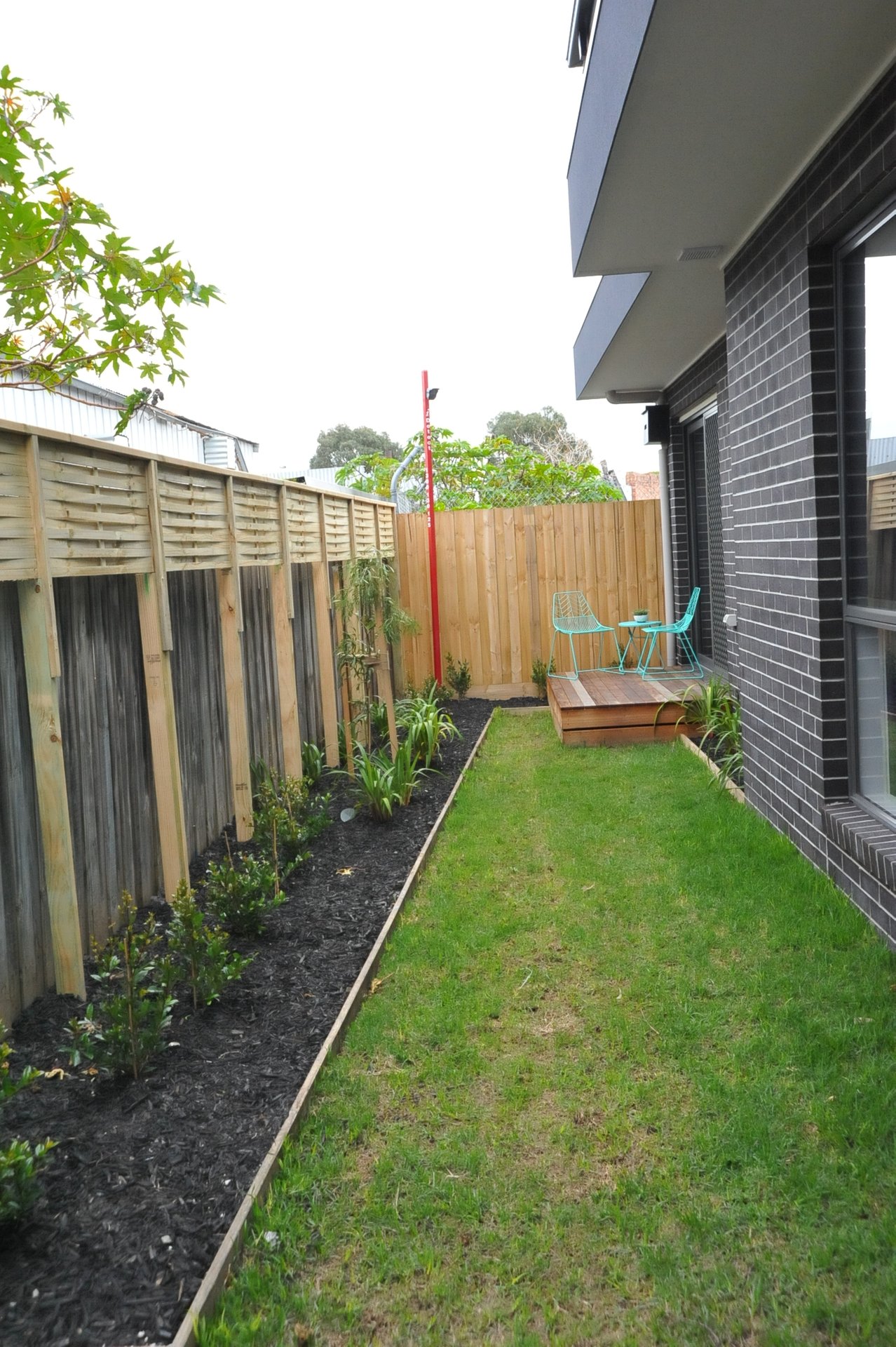 Room 5 / 2/11 Franklin Court FRANKSTON