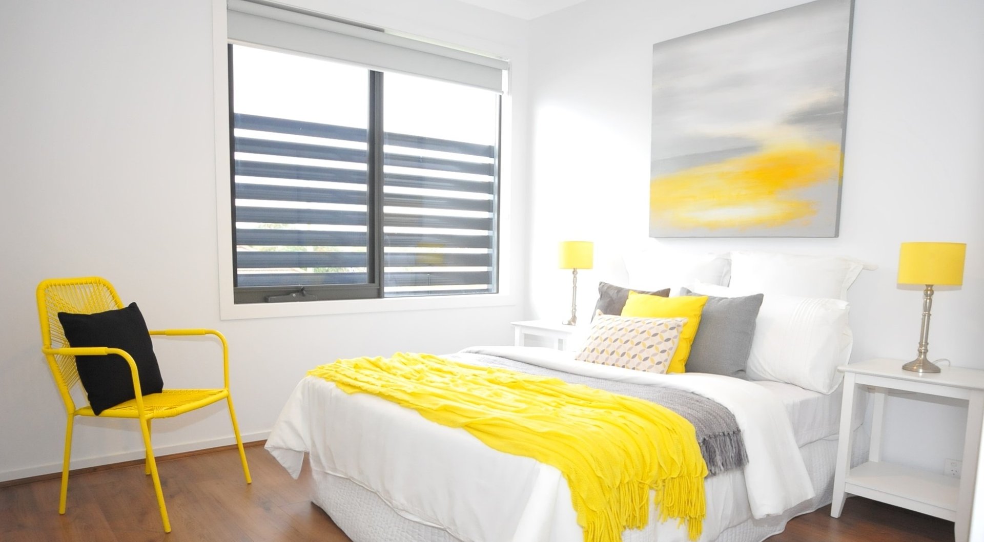 Room 5 / 2/11 Franklin Court FRANKSTON
