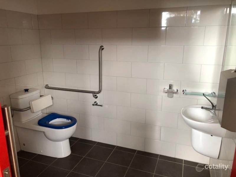 shop 2/15A Piper Street, Kyneton image 5