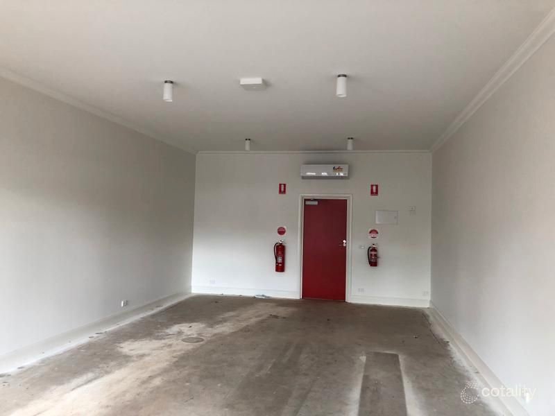shop 2/15A Piper Street, Kyneton image 3