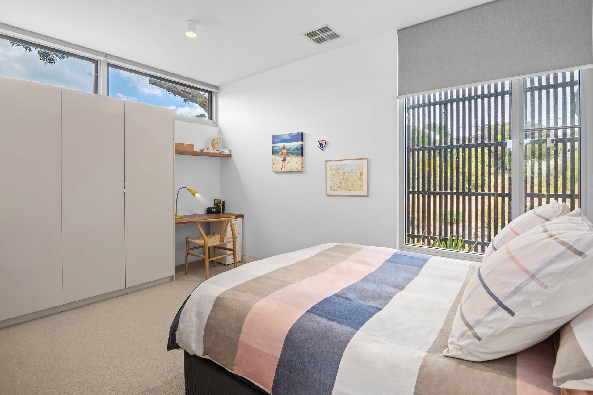 Contact Agent image 14