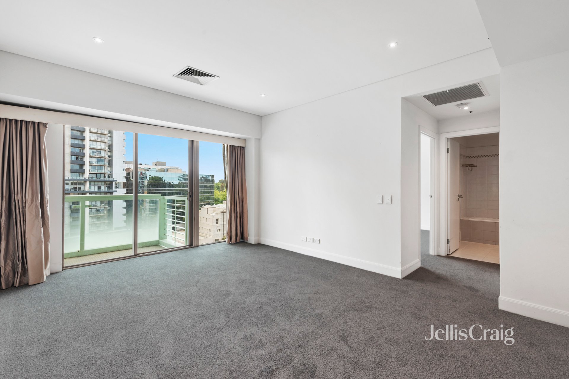 T512/348 St Kilda Road, Melbourne image 3