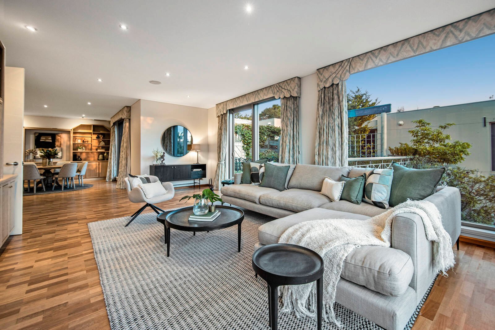 Property Gallery Thumbnail 2