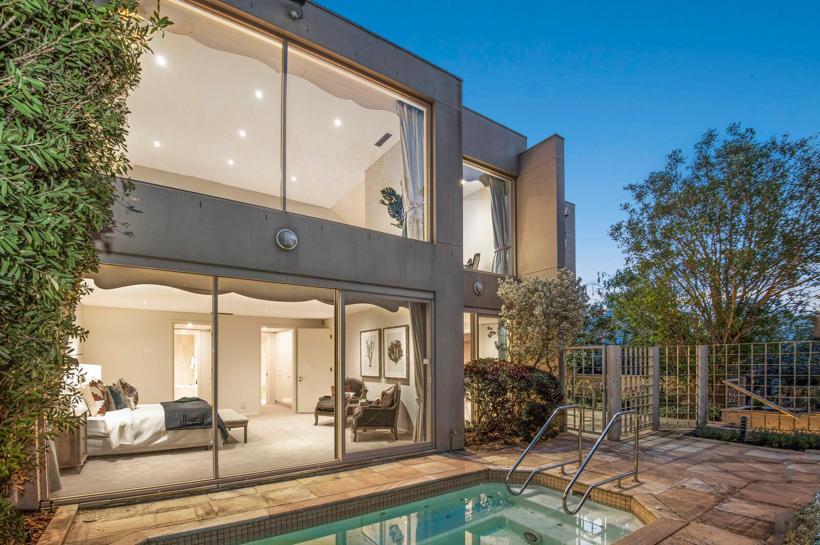 Property Gallery Thumbnail 4