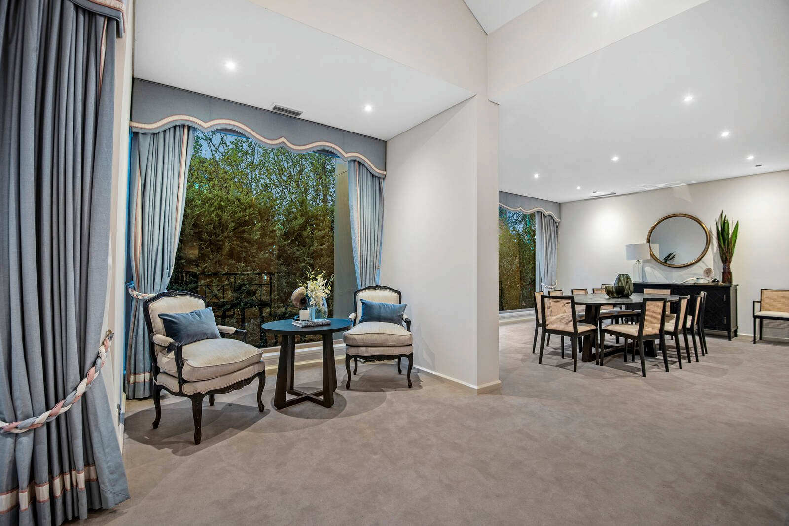 Property Gallery Thumbnail 12