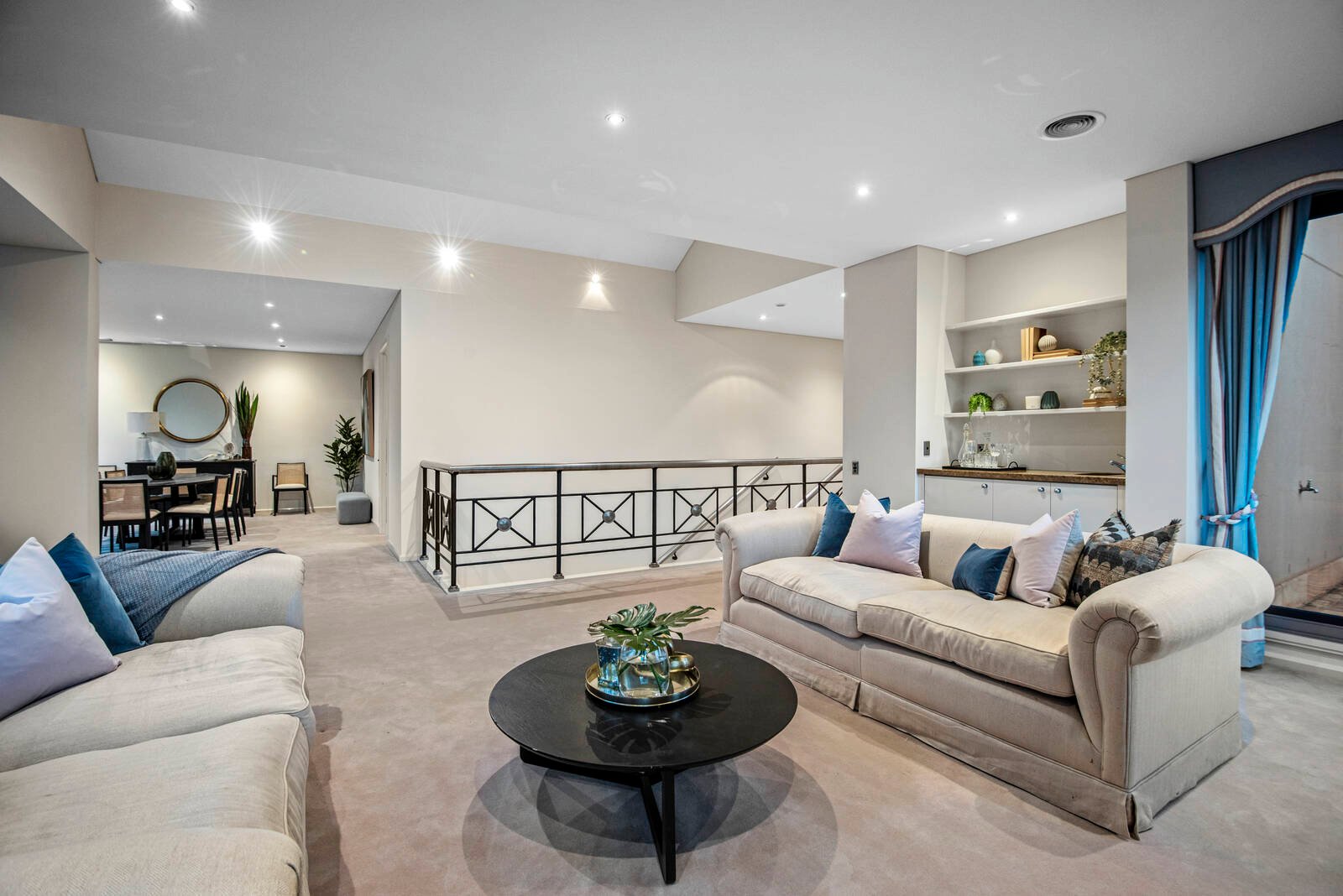 Property Gallery Thumbnail 16