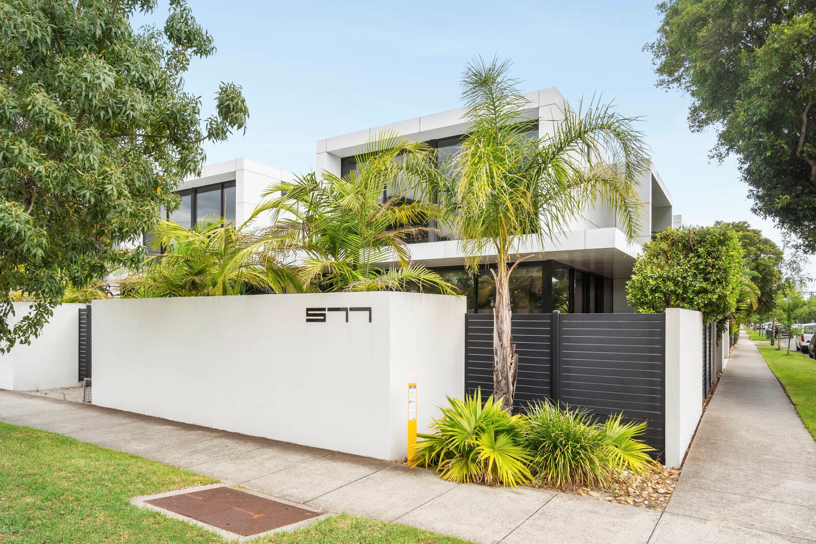 Property Gallery - Main Image