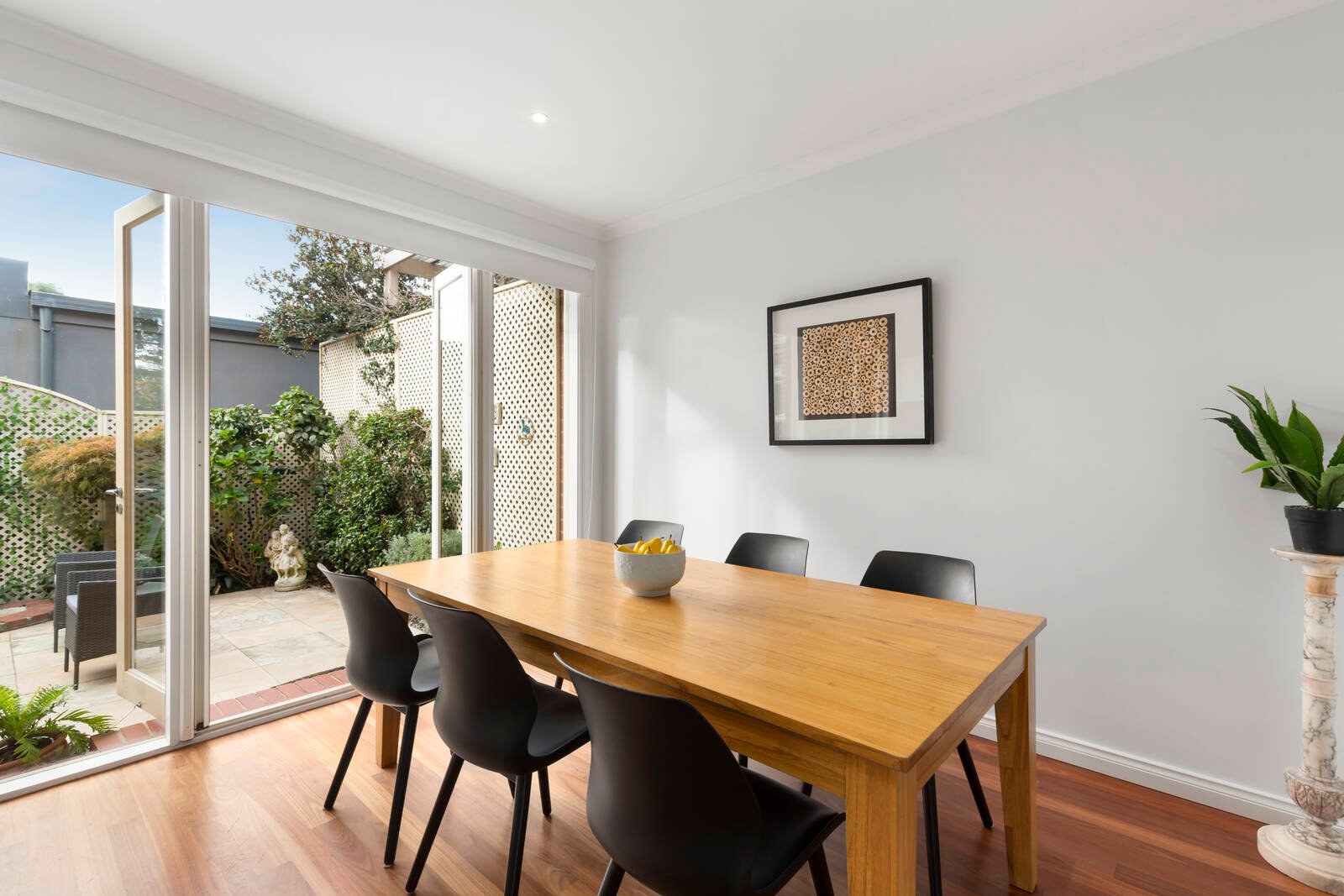 Property Gallery Thumbnail 8