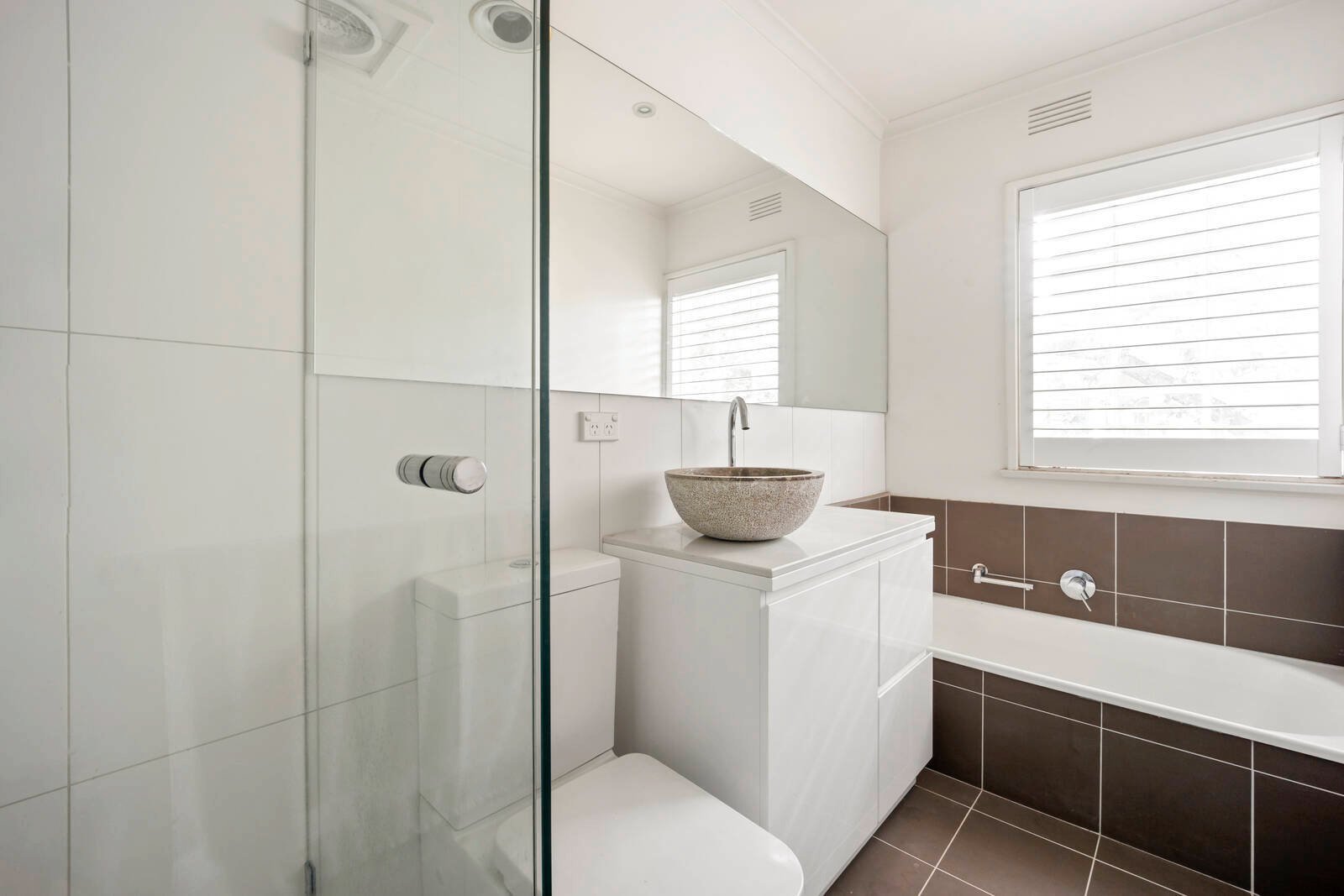 Property Gallery Thumbnail 10