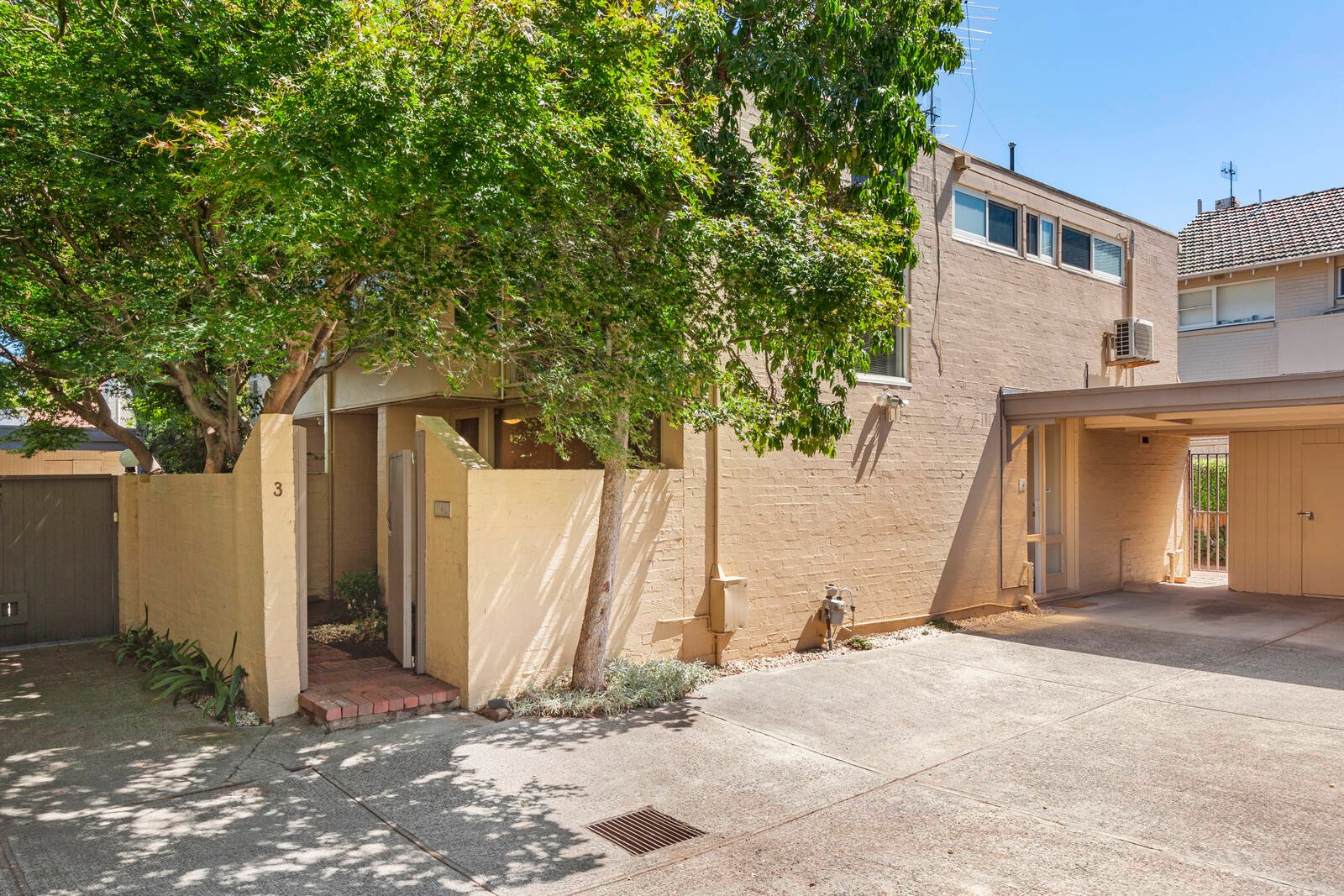 Property Gallery Thumbnail 10
