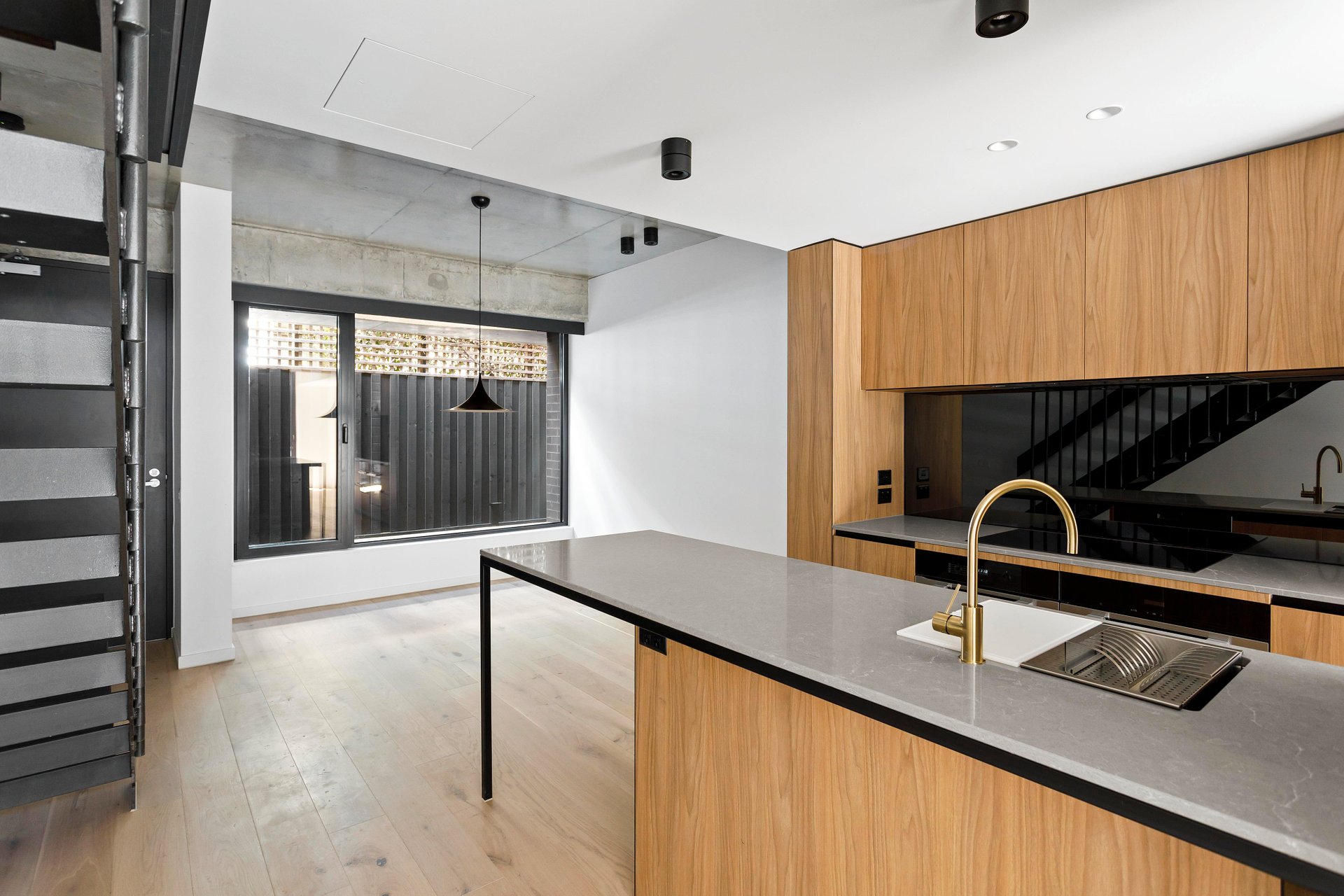 Property Gallery - Main Image