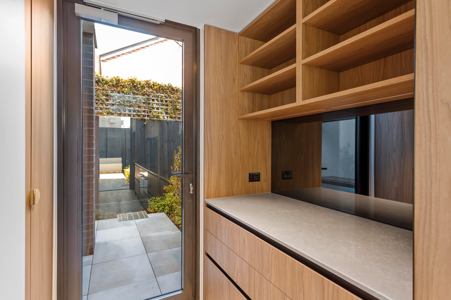 Property Gallery Thumbnail 6
