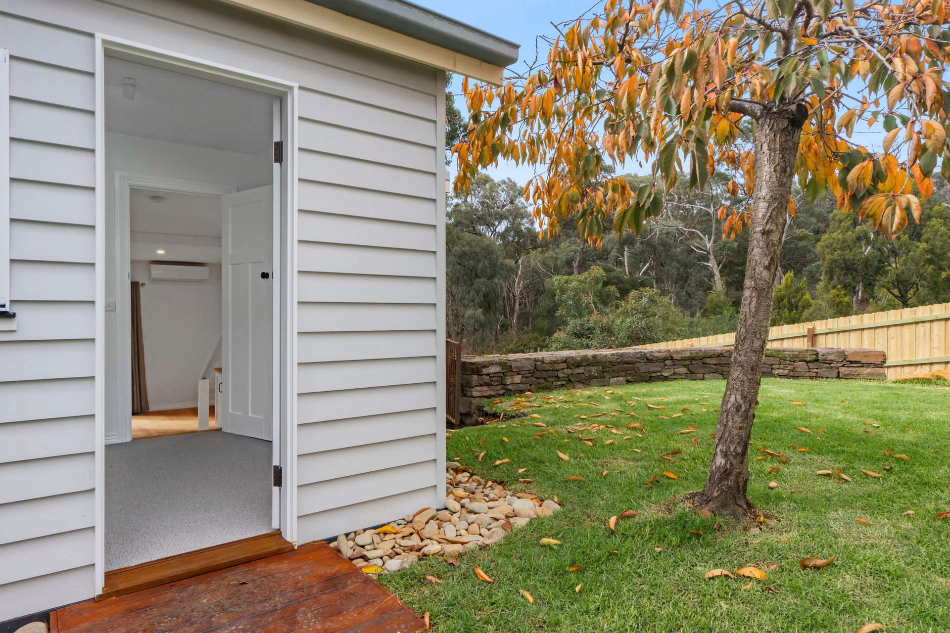 The Studio/39 Hepburn Road, Daylesford image 8