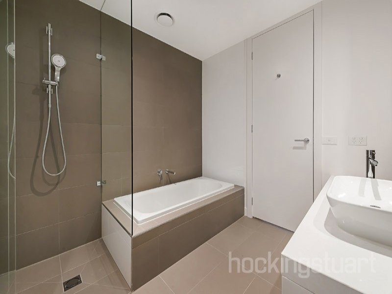 UG02/201 Whitehorse Road, Balwyn image 6