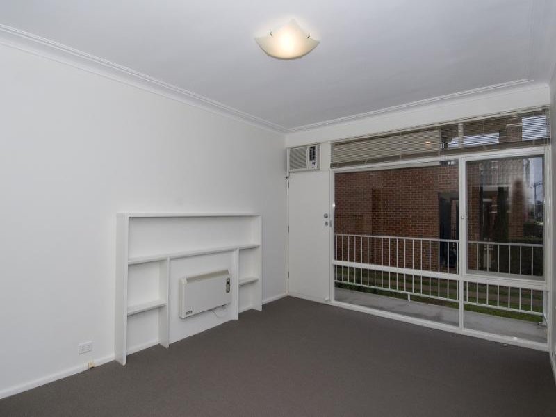 Unit 1,17A The Esplanade, Geelong image 5