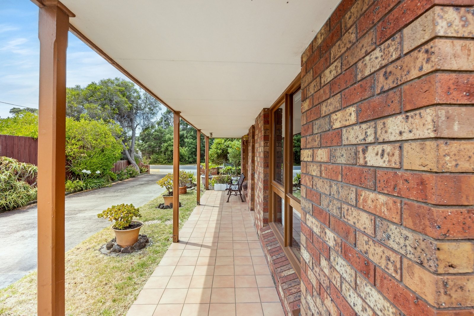 Property Gallery Thumbnail 3