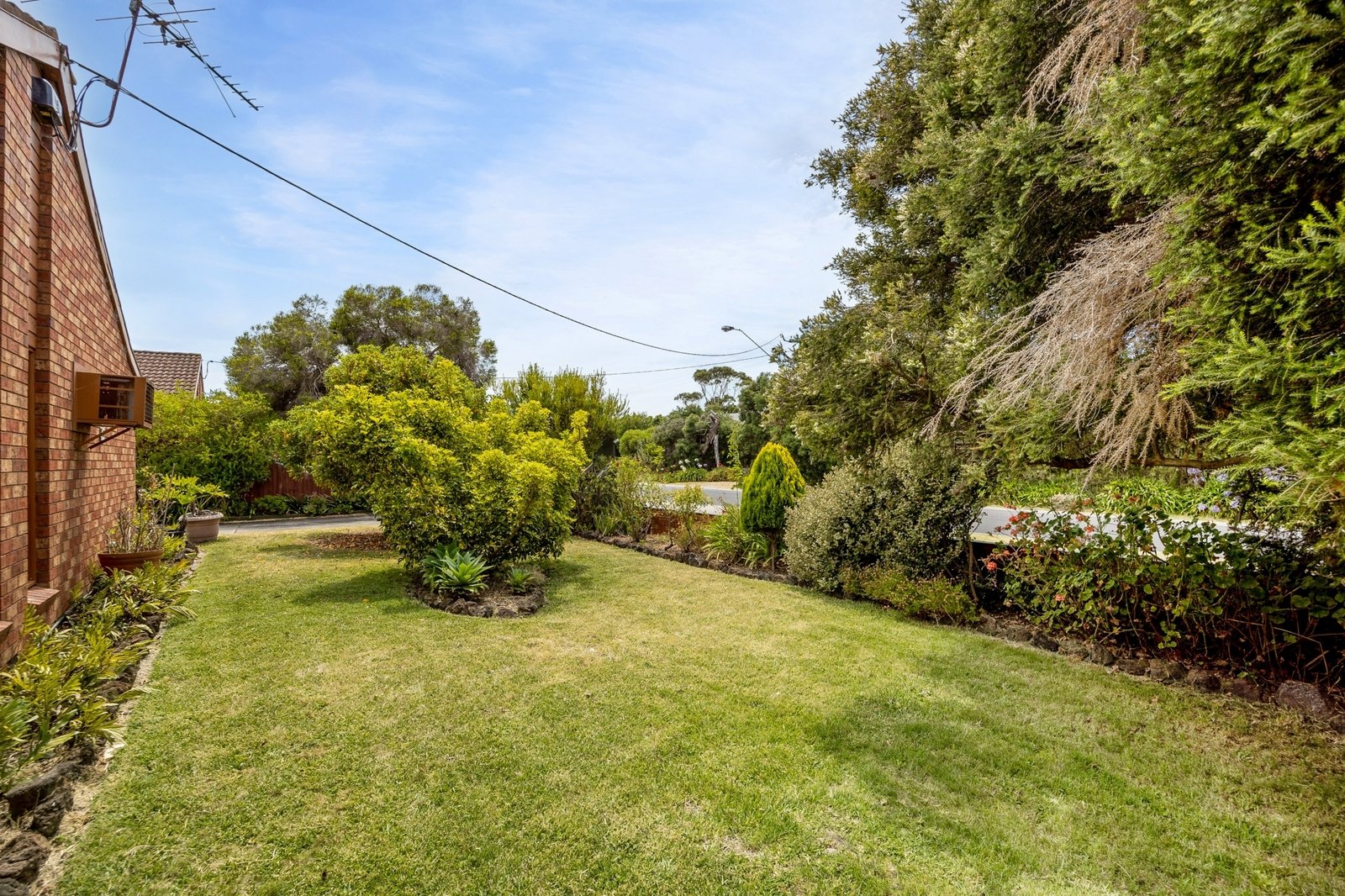 Property Gallery Thumbnail 6