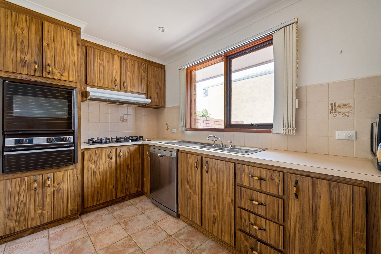 Property Gallery Thumbnail 7