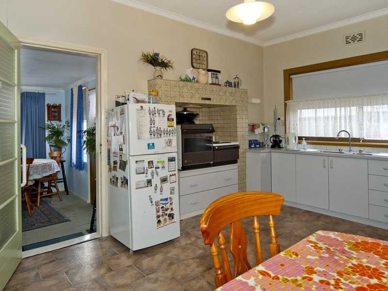 Unit 1,27 Charlotte Avenue, Newcomb image 3