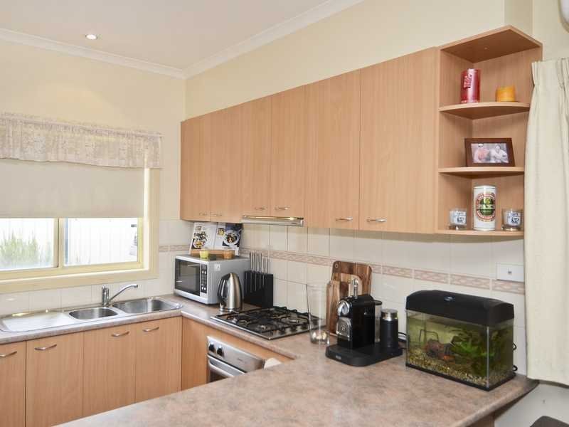Unit 1/293 Torquay Road, Grovedale image 6
