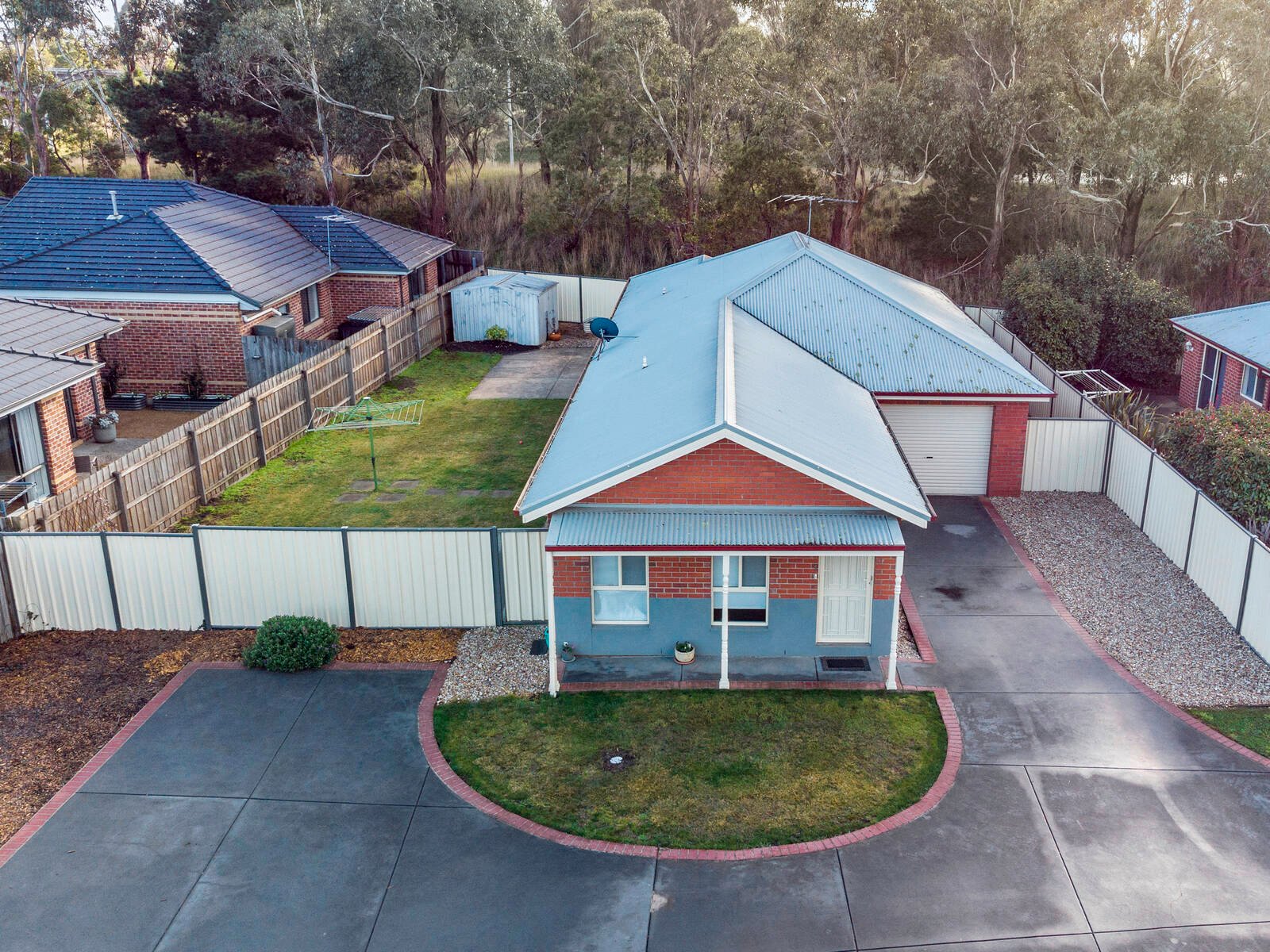 Property Gallery Thumbnail 16