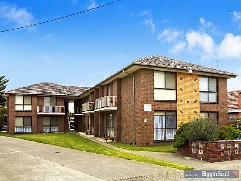 Unit 14/5 Robin Street, Altona image 5