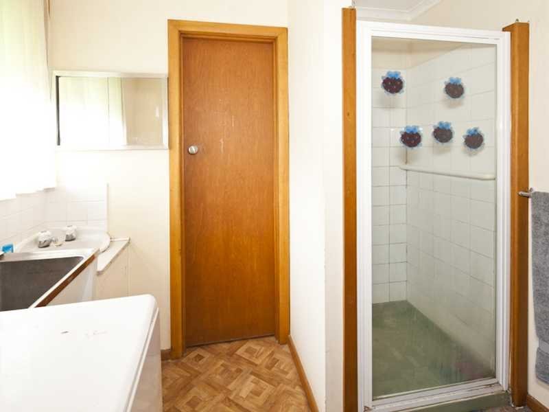Unit 2,1 Everett Close, Herne Hill image 6