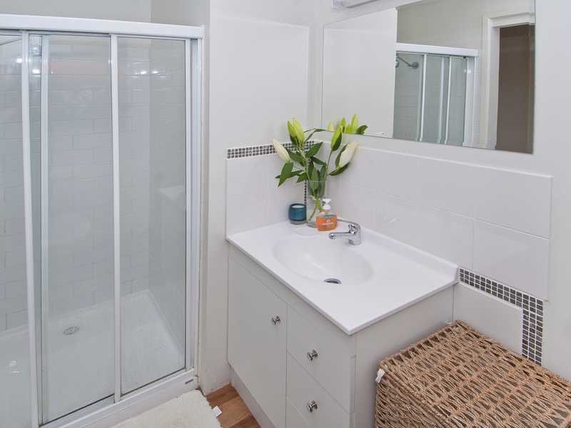 Unit 2,19 Donvale Drive, Leopold image 5