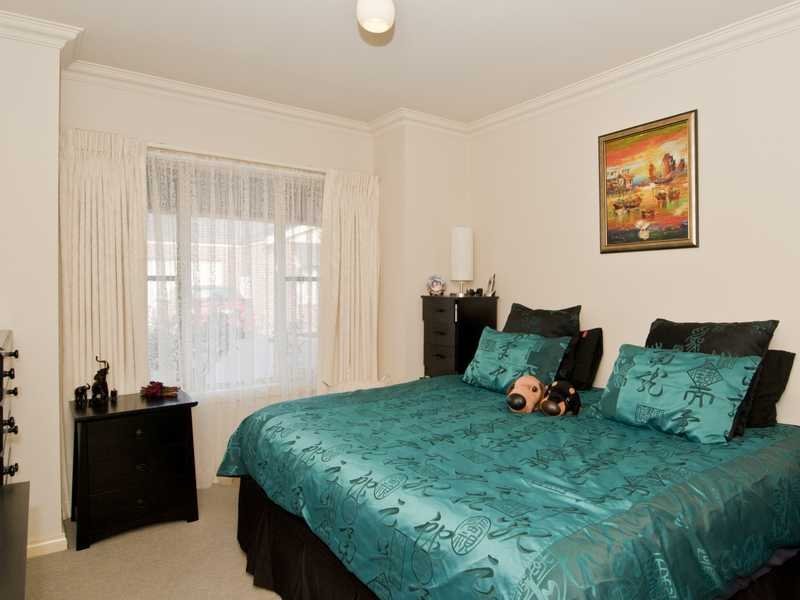 Unit 2,9-11 Helms Street, Newcomb image 5