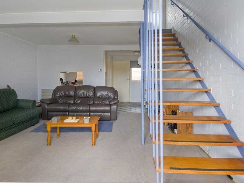 Unit 2,9 Sanglen Terrace, Belmont image 2