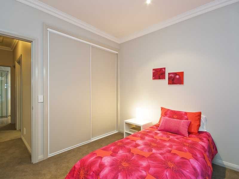 Unit 3,41 Percy Street, Newtown image 8
