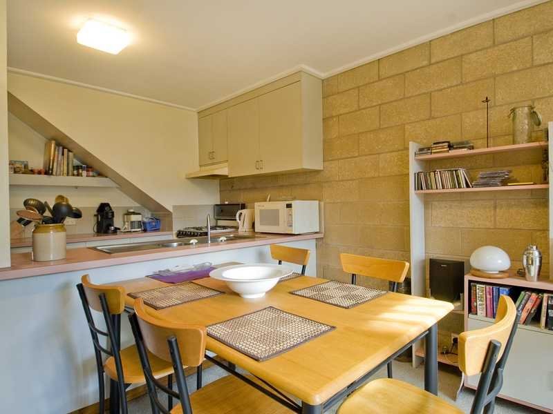 Unit 4,1 Sutherland Street, Geelong image 3