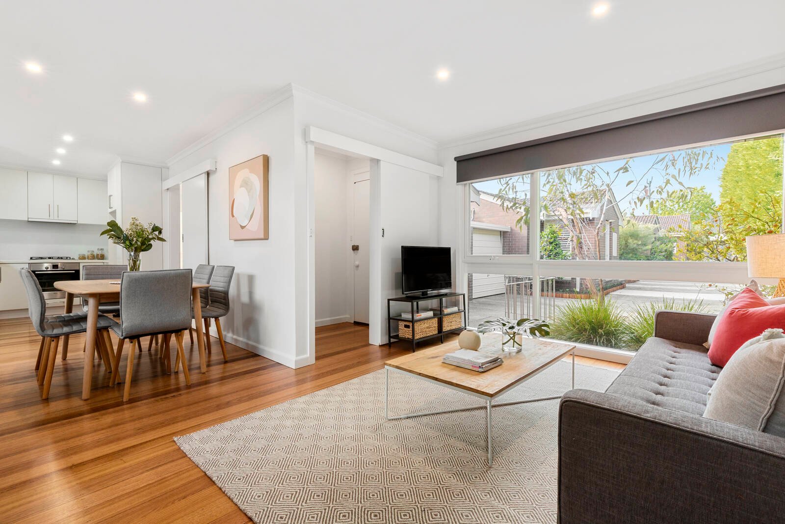 Property Gallery Thumbnail 3