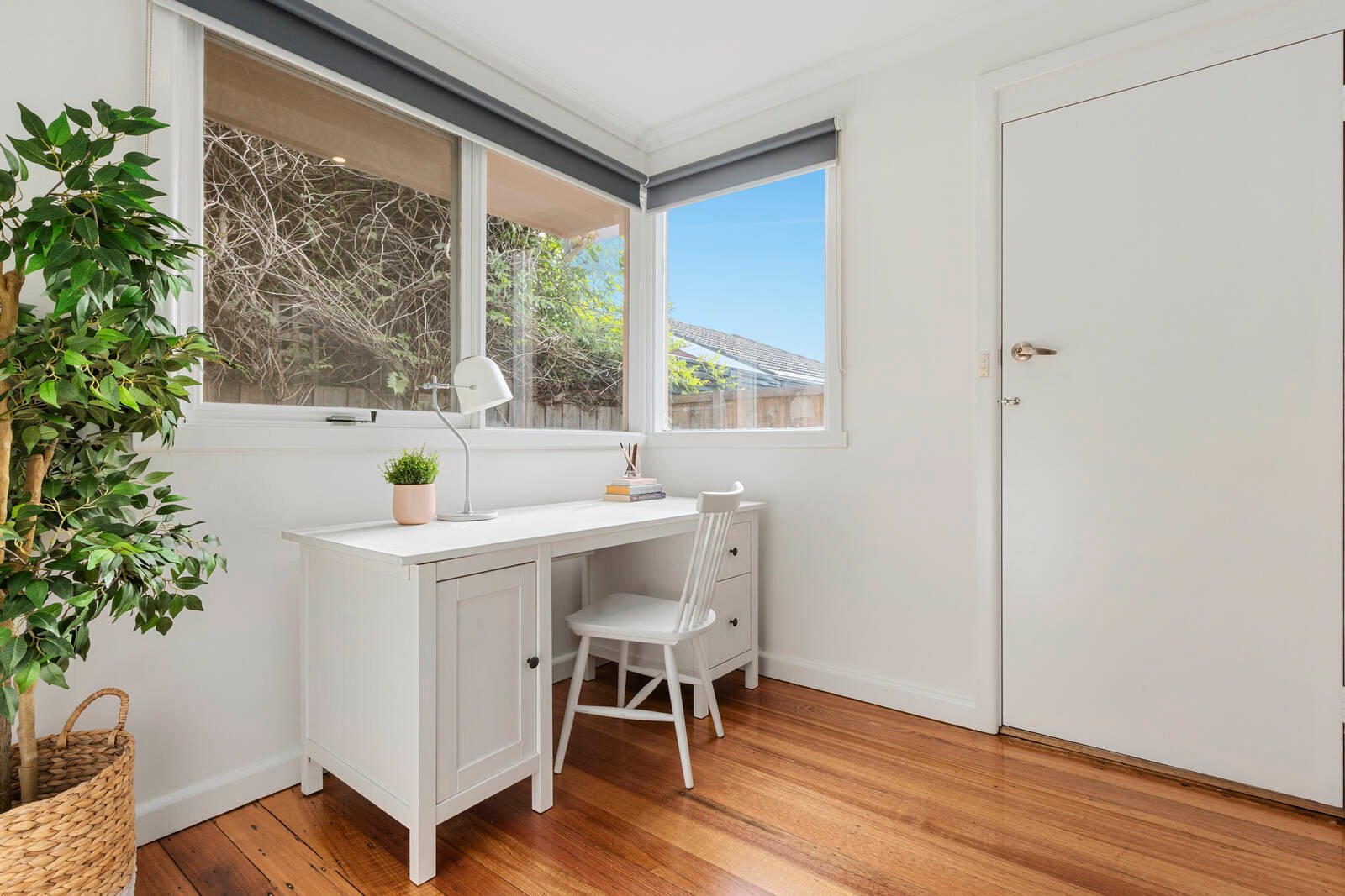 Property Gallery Thumbnail 8