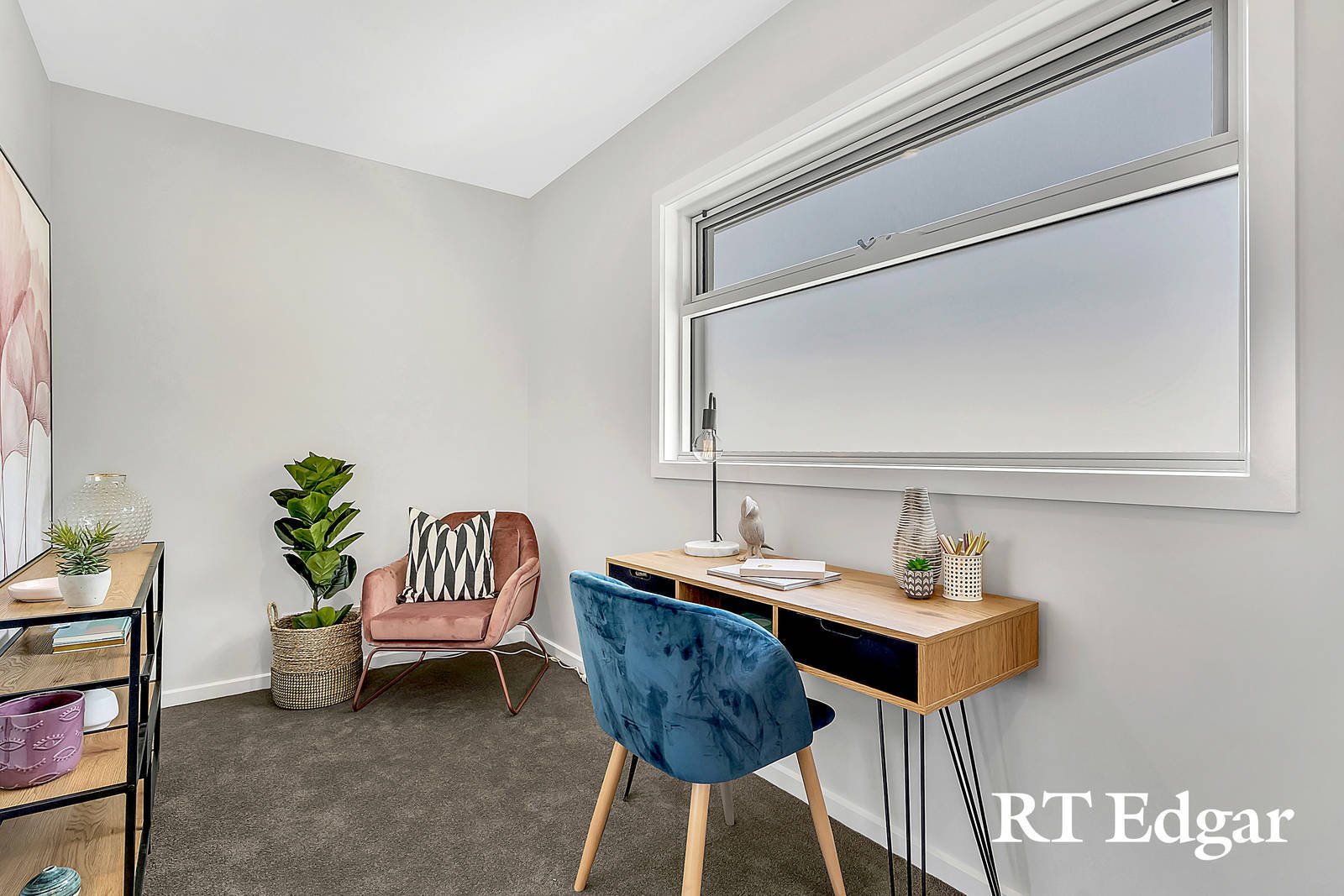 Property Gallery Thumbnail 9