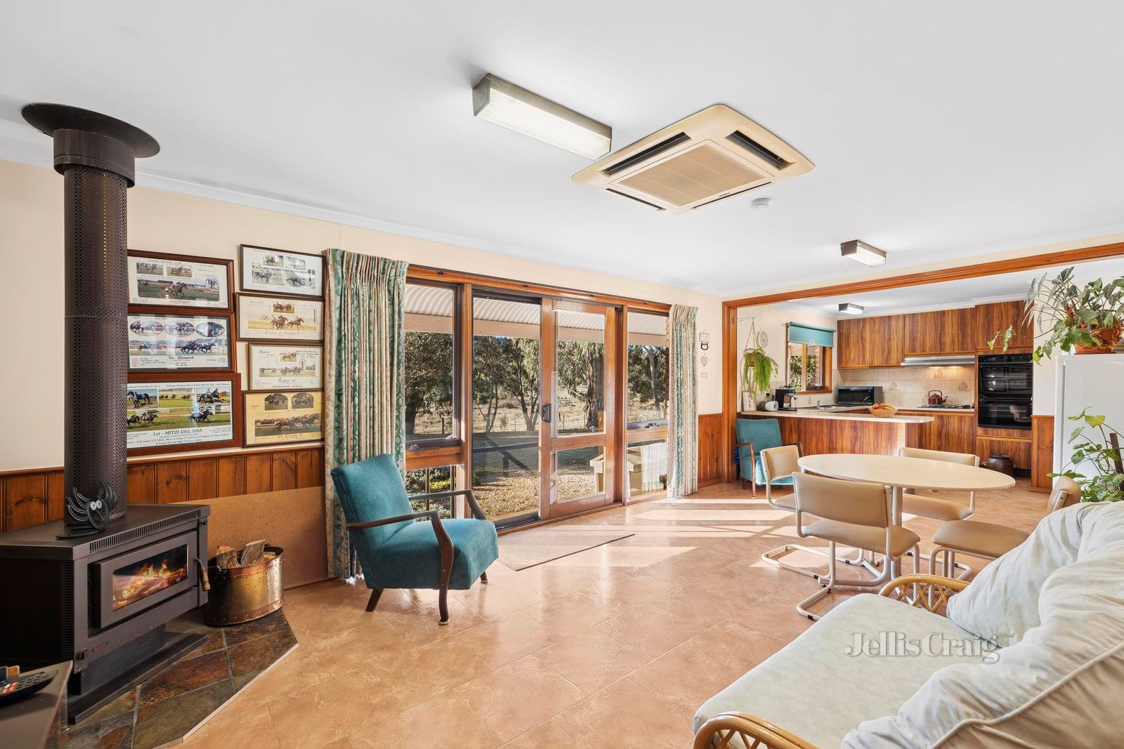 'Wonnerup Park' 1301 Three Chain Road, Cobaw image 6