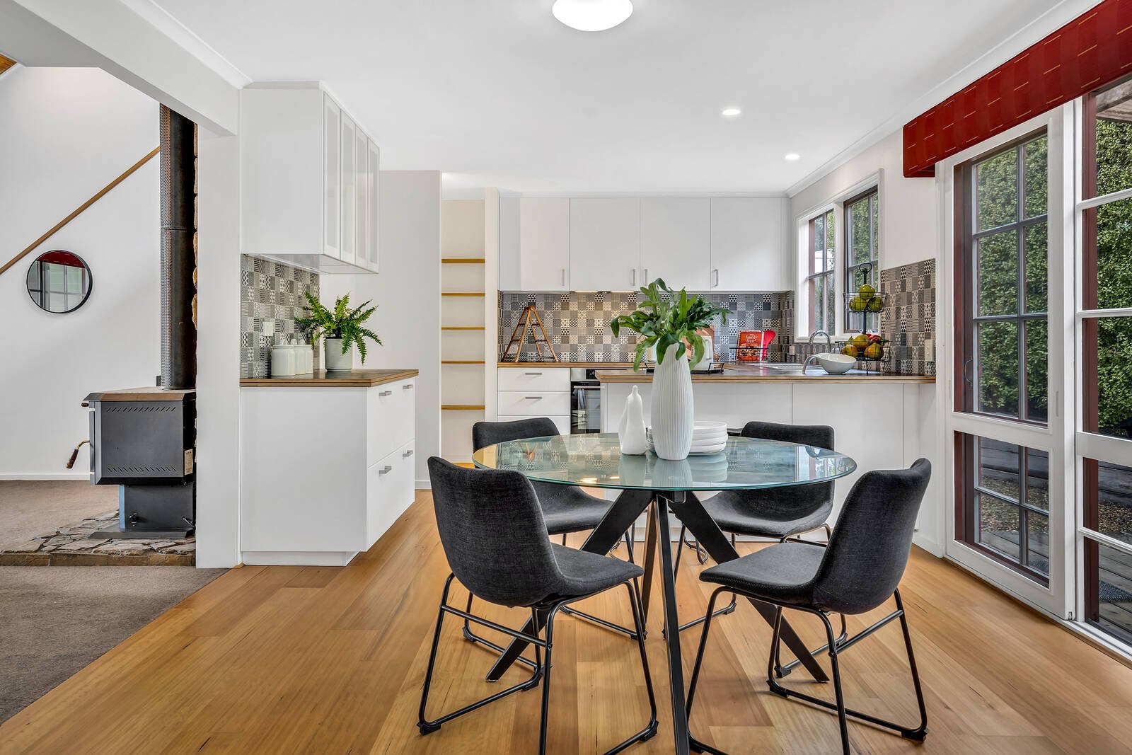 Property Gallery Thumbnail 7