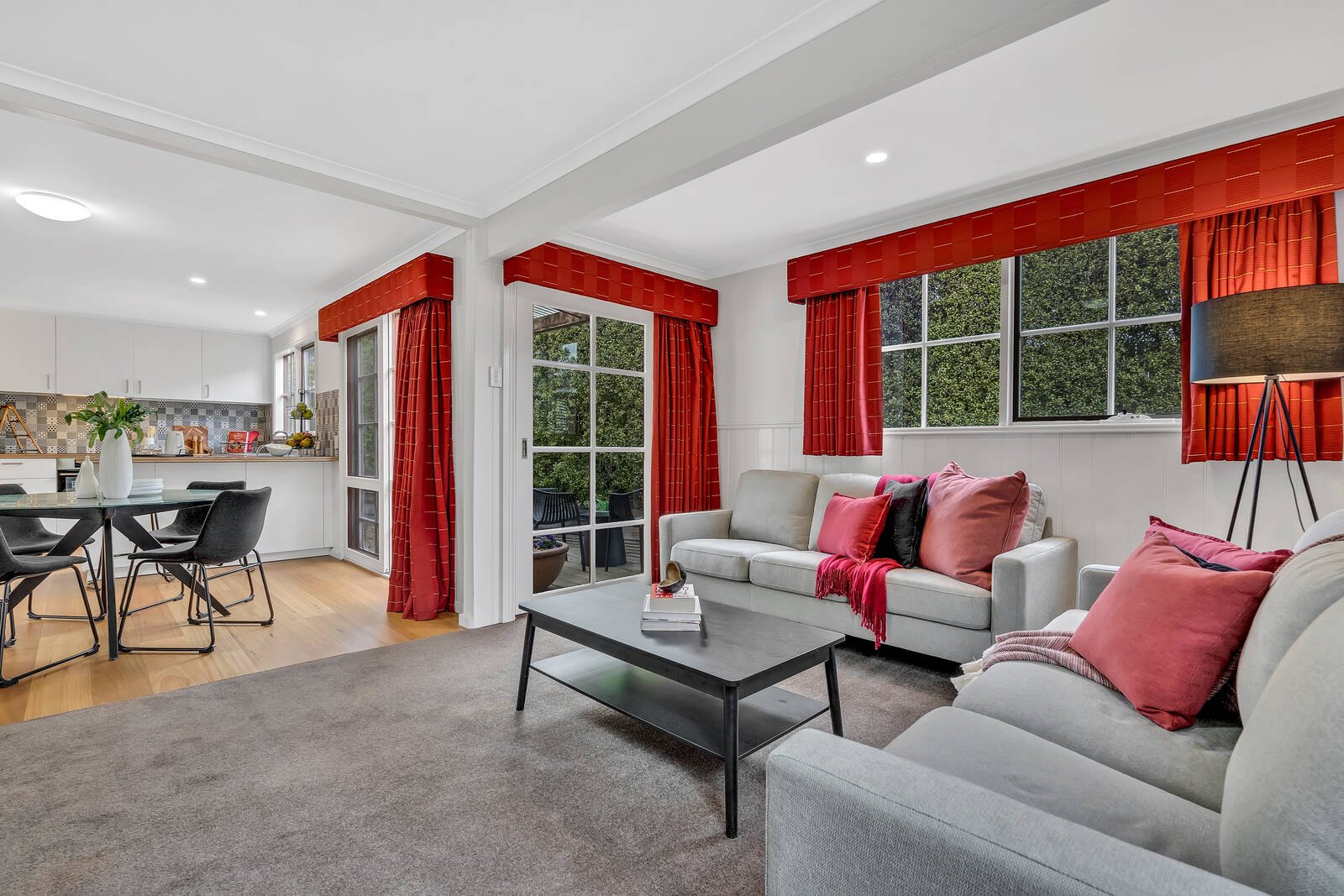 Property Gallery Thumbnail 8