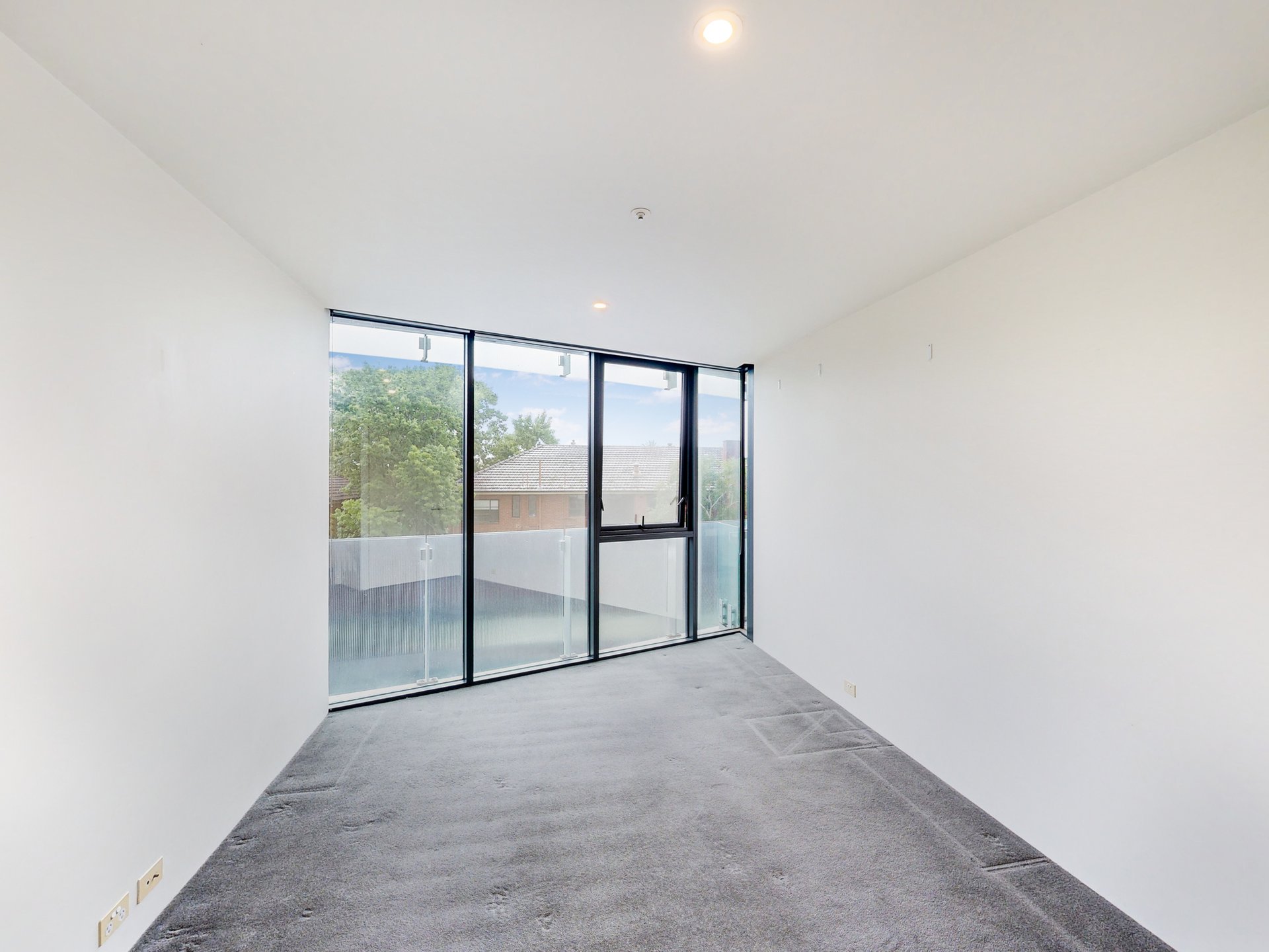 310 / 576-578 St Kilda Road MELBOURNE