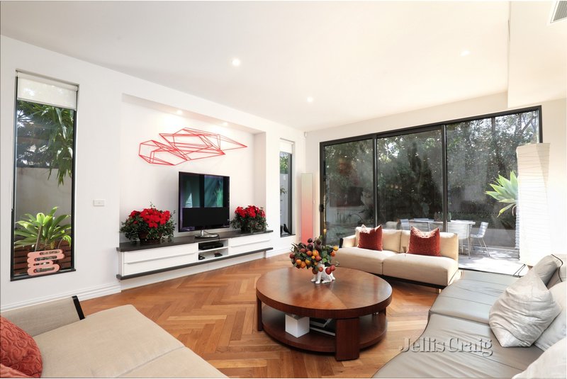1 Ellerslie Place