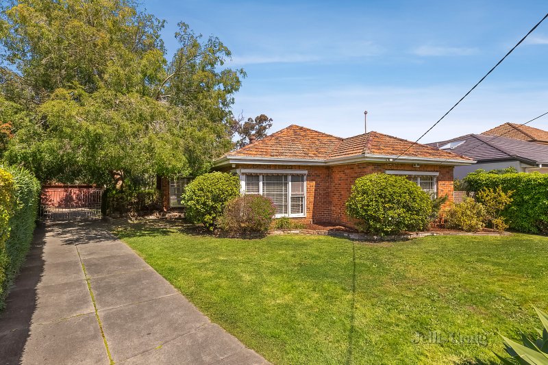 1 Henshall Road, Strathmore, VIC 3041 House for Sale
