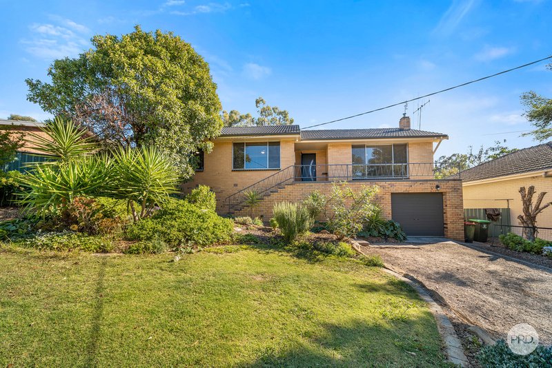 10 Milton Avenue, SPRING GULLY VIC 3550